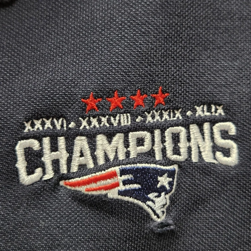 New England Patriots Polo Shirt Mens Medium NFL Football Champions Cutter & Buck